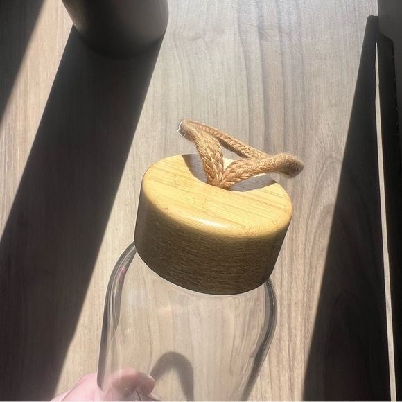 SACRED WATERS Amethyst Bottle - Limited Edition - Picture 4 of 6